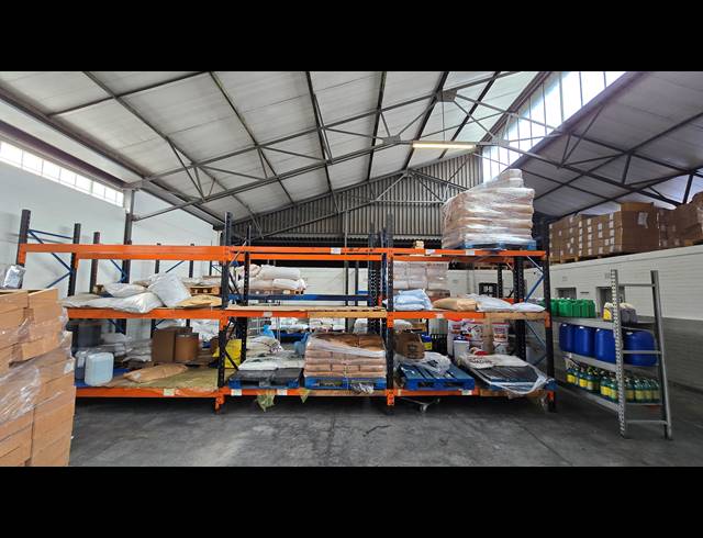 559M² WAREHOUSE TO LET IN EASTLEIGH